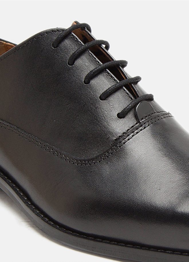 Buy Online Black Leather Oxford Shoes With Brogues Detailing
